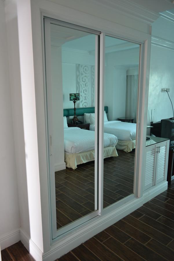 Hôtel Vitalis White Sands à Santiago  Extérieur photo
