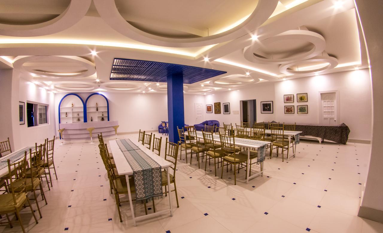 Hôtel Vitalis White Sands à Santiago  Extérieur photo